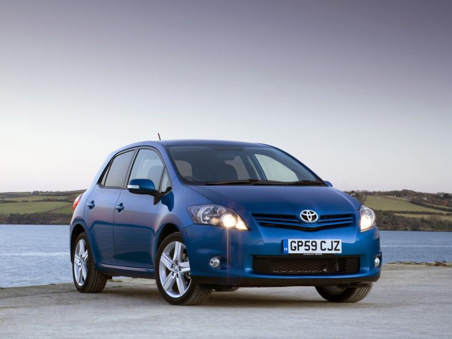  Toyota Auris 5-Door 2010 года  (UK) (фото 53 из 59)